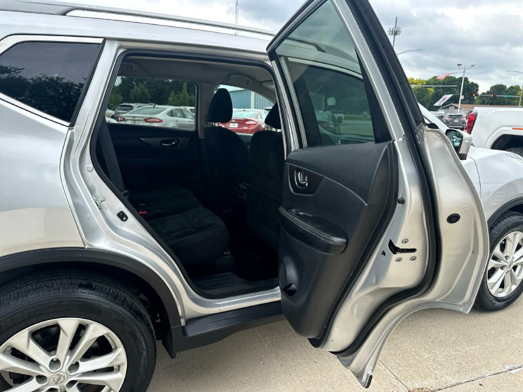 2014 Nissan Rogue Image 11