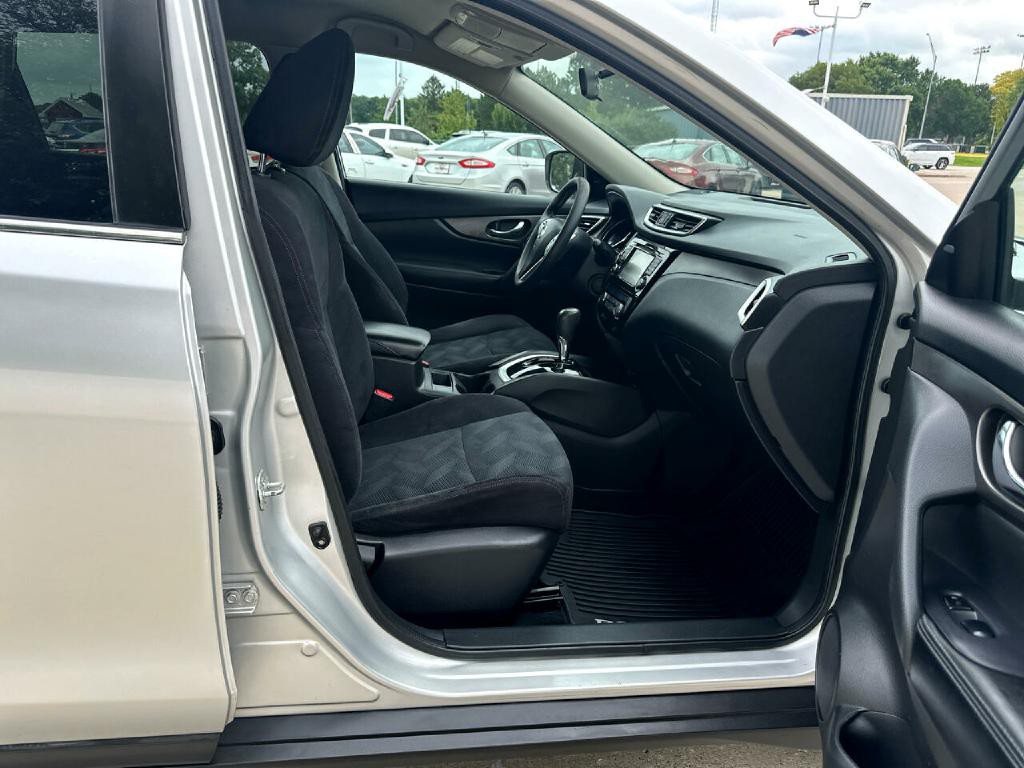 2014 Nissan Rogue Image 14