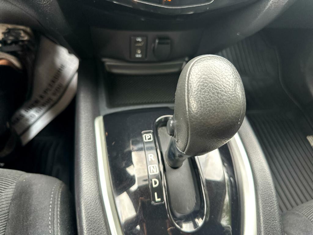 2014 Nissan Rogue Image 21