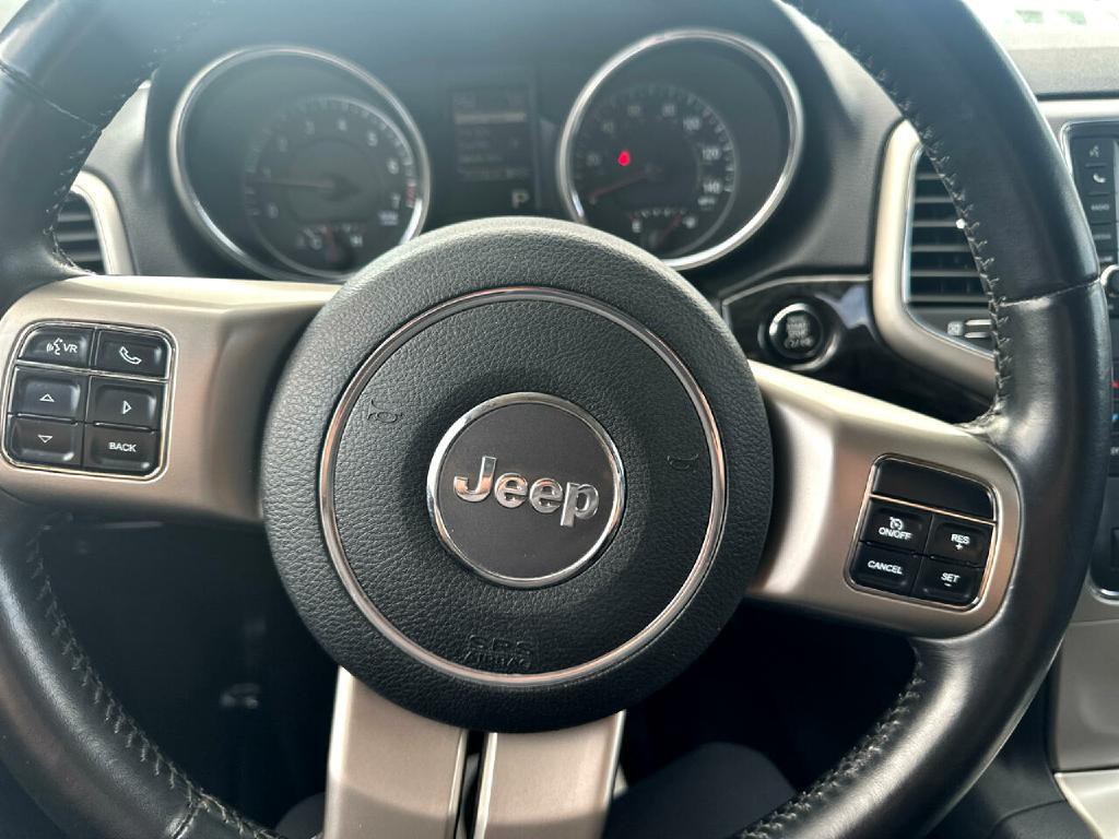 2011 Jeep Grand Cherokee Image 15