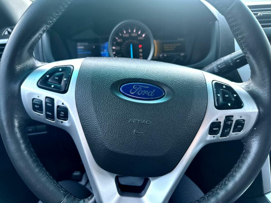 2015 Ford Explorer Image 20