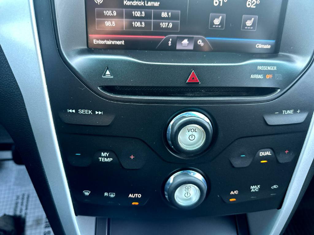 2015 Ford Explorer Image 23
