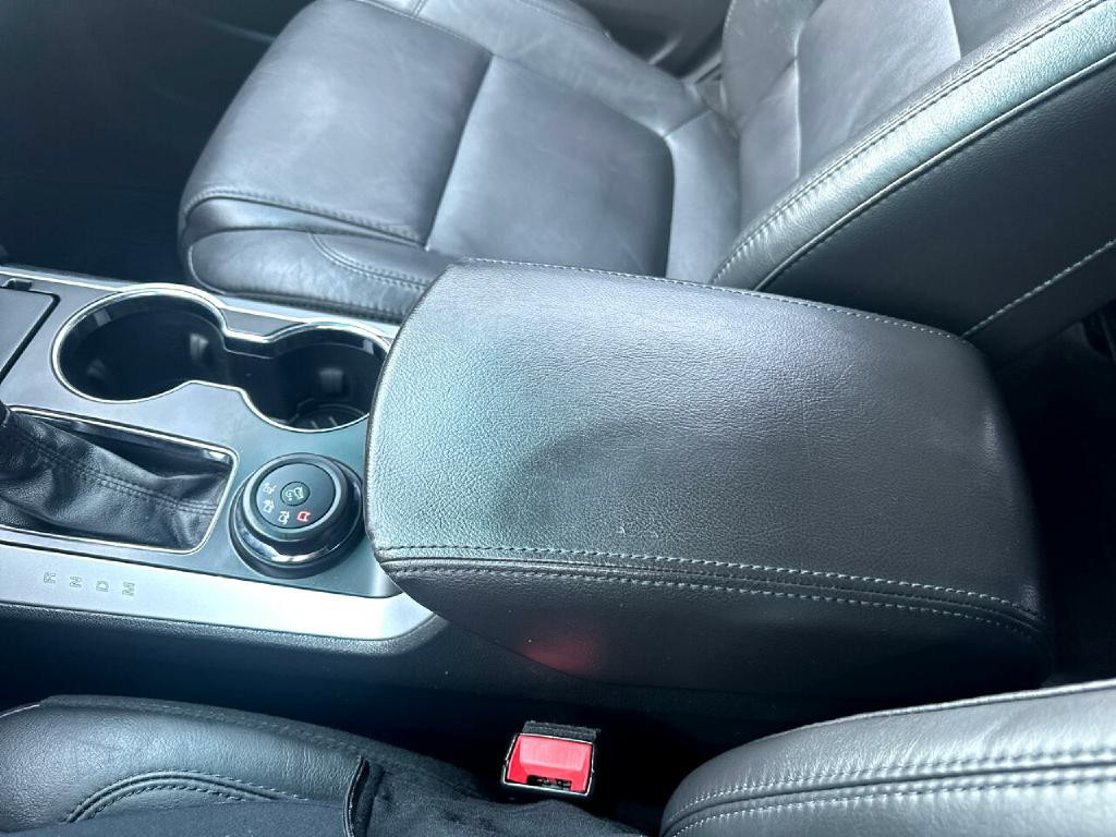 2015 Ford Explorer Image 25