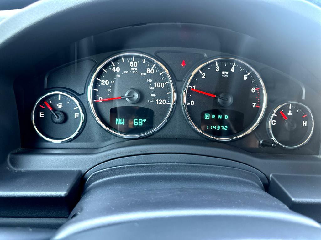 2010 Jeep Liberty Image 15