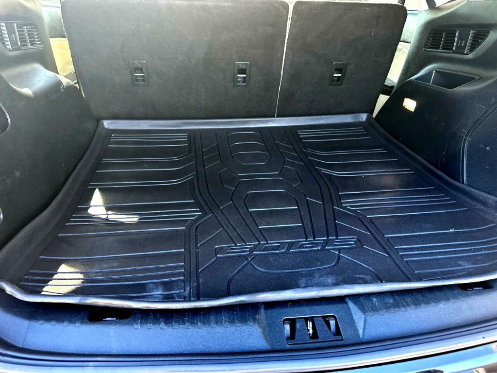 2018 Ford Edge Image 7