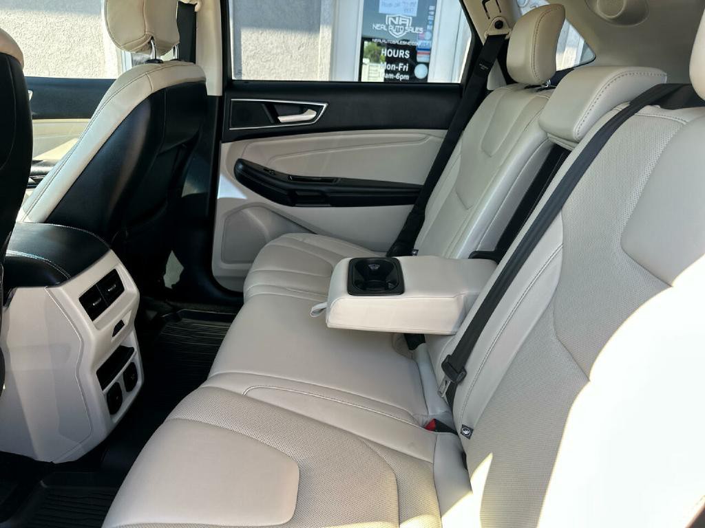 2018 Ford Edge Image 10