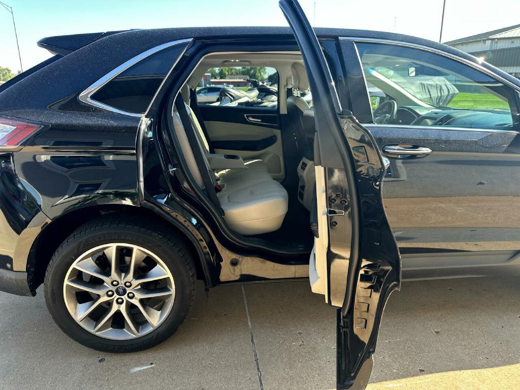 2018 Ford Edge Image 14