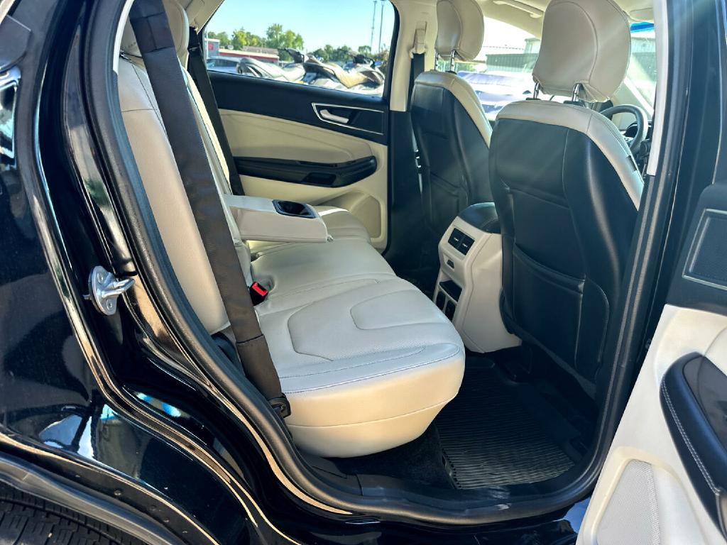 2018 Ford Edge Image 15