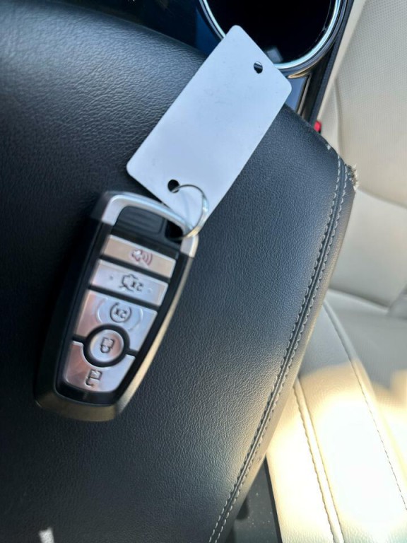 2018 Ford Edge Image 30
