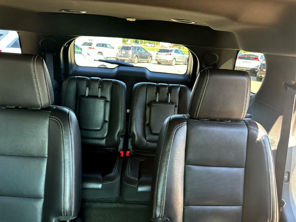 2015 Ford Explorer Image 11