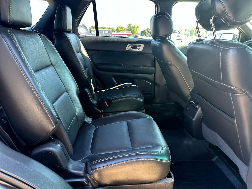 2015 Ford Explorer Image 15