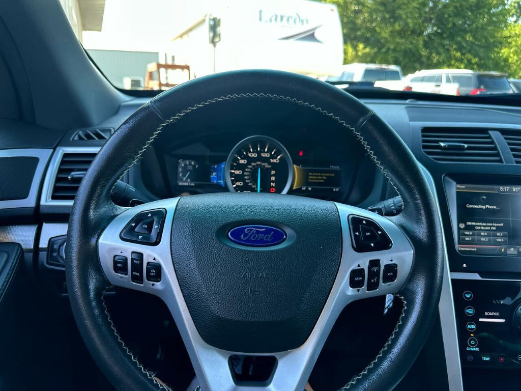 2015 Ford Explorer Image 19