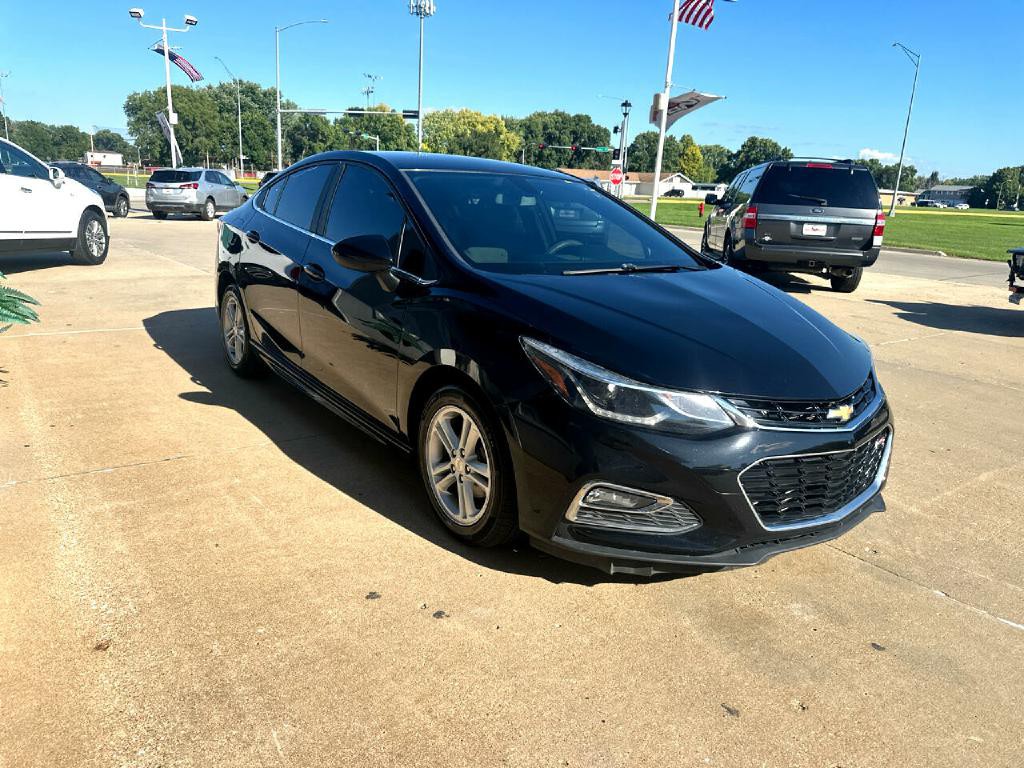 2016 Chevrolet Cruze Image 4