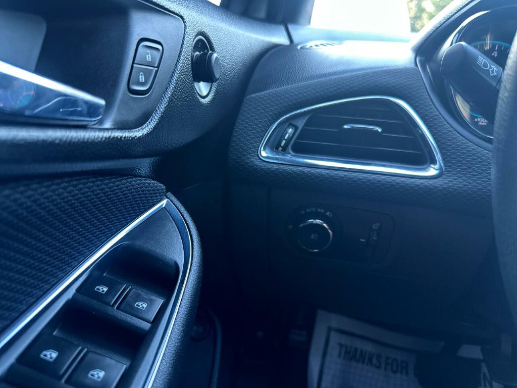 2016 Chevrolet Cruze Image 18