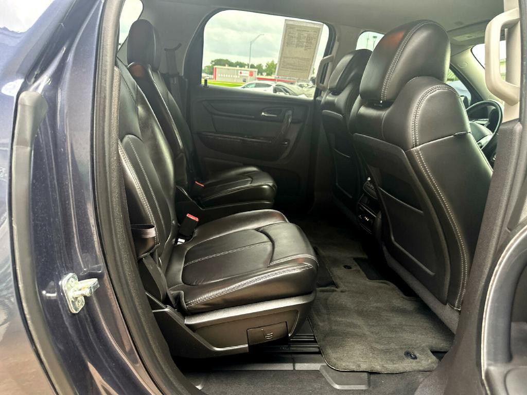 2013 GMC Acadia Image 17