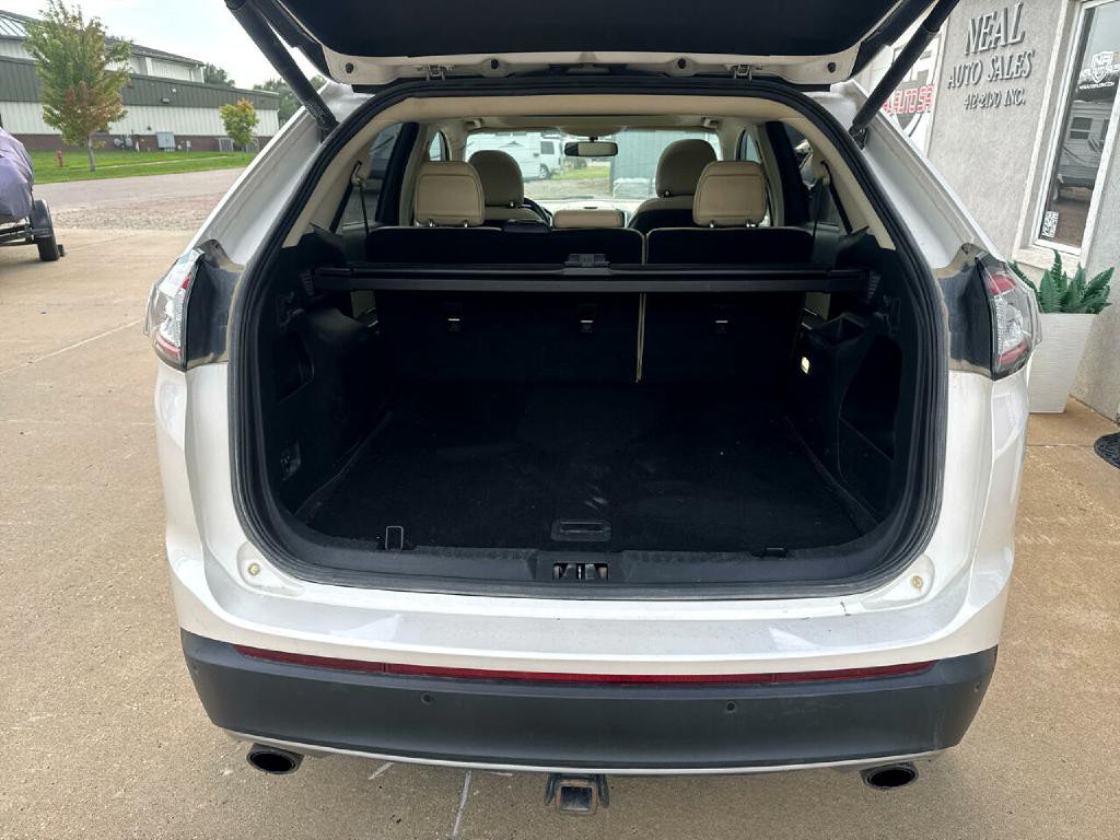2016 Ford Edge Image 10