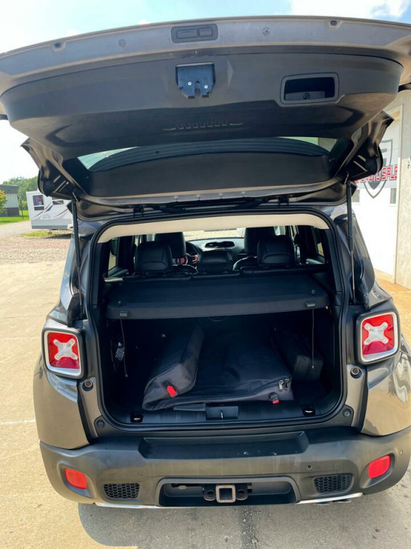 2017 Jeep Renegade Image 8