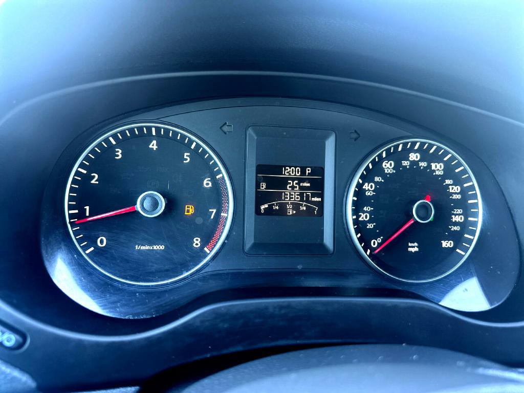 2014 Volkswagen Jetta Image 10