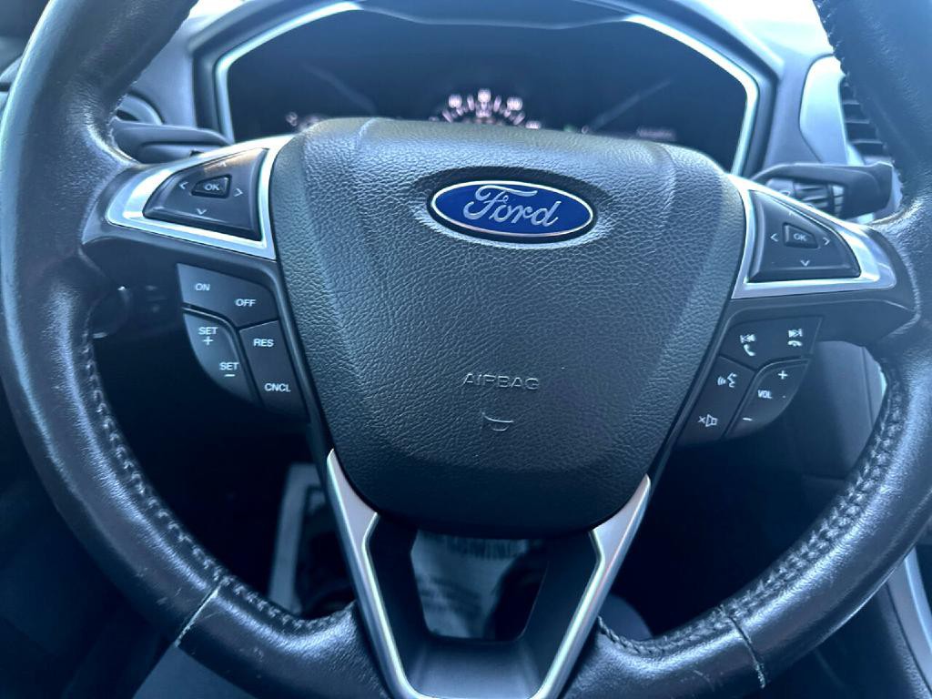 2016 Ford Fusion Image 15