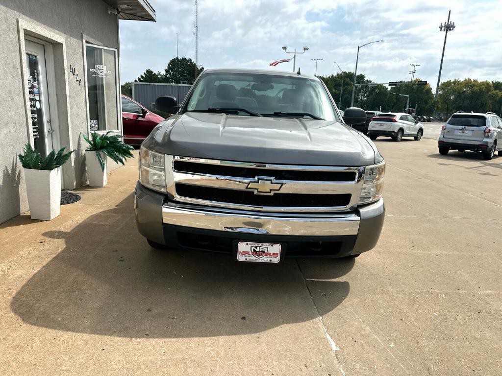 2008 Chevrolet Silverado 1500 Image 3