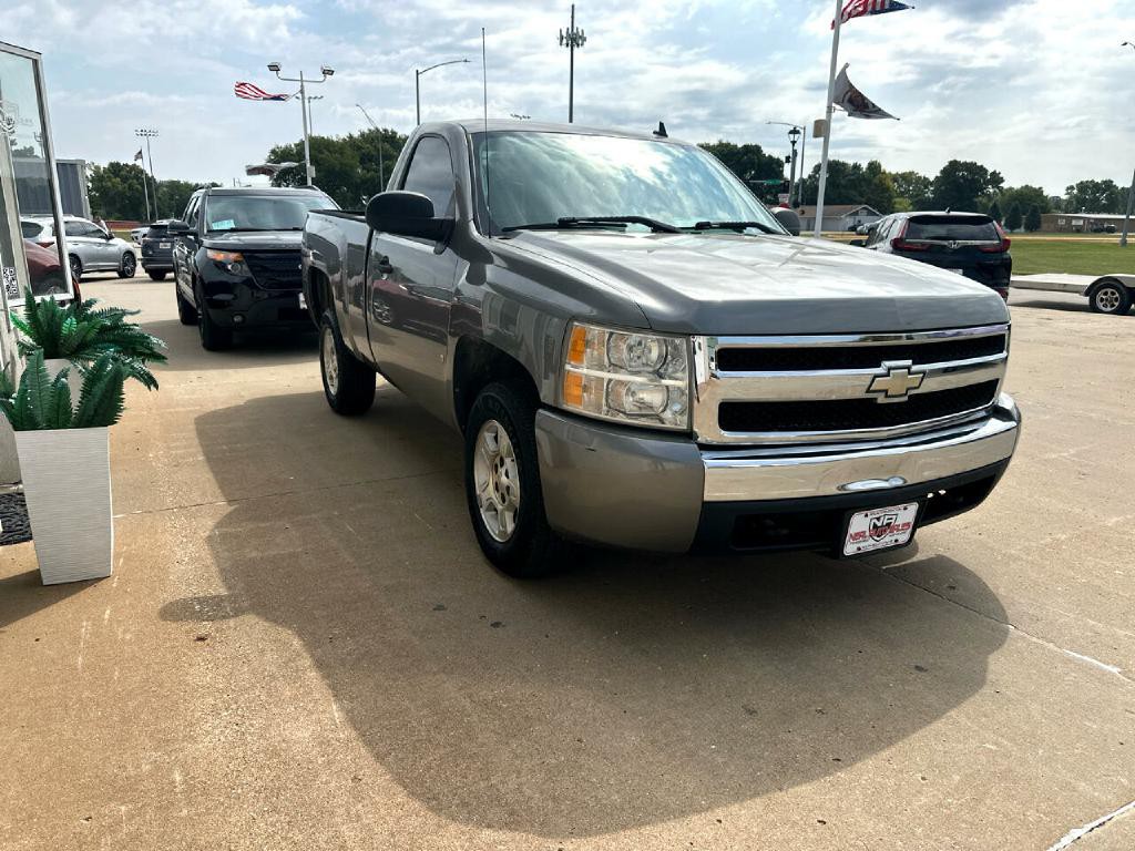 2008 Chevrolet Silverado 1500 Image 4