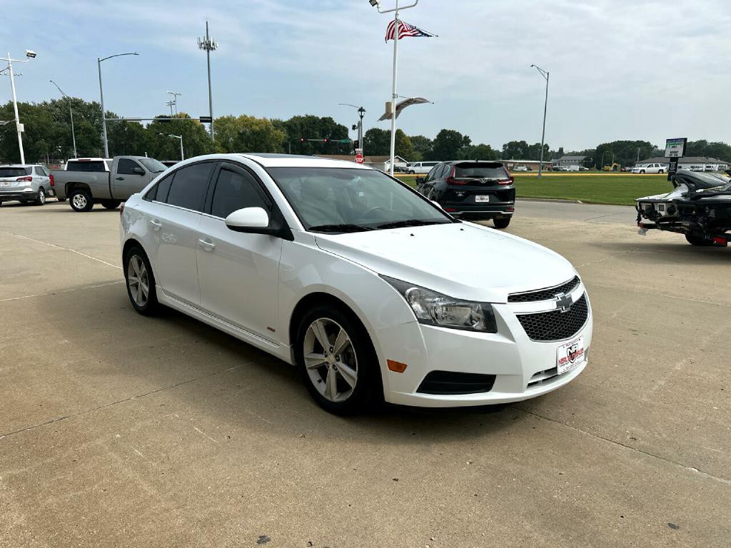 2014 Chevrolet Cruze Image 4