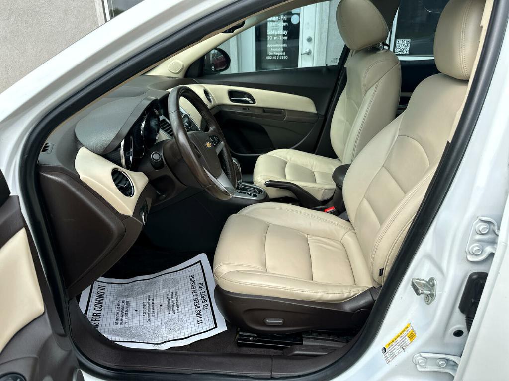 2014 Chevrolet Cruze Image 12