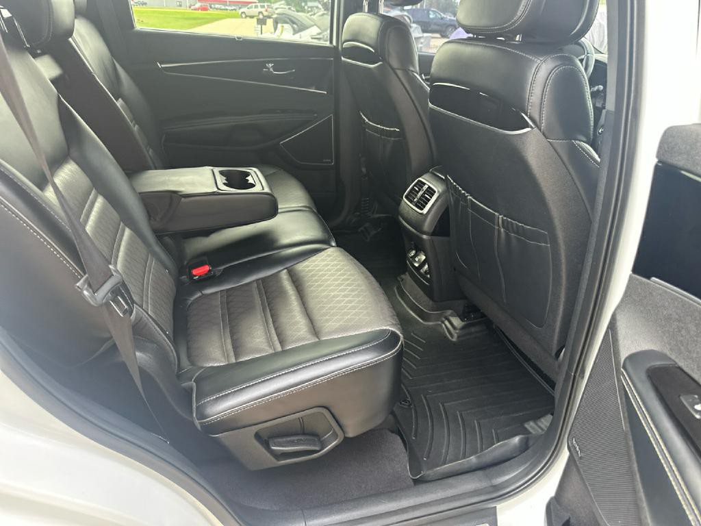 2016 Kia Sorento Image 14