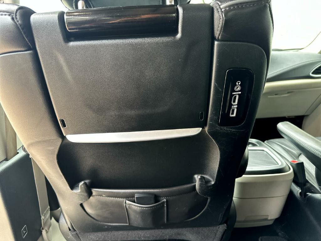 2017 Chrysler Pacifica Image 14
