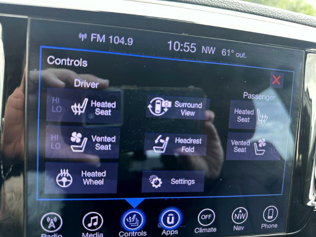 2017 Chrysler Pacifica Image 27