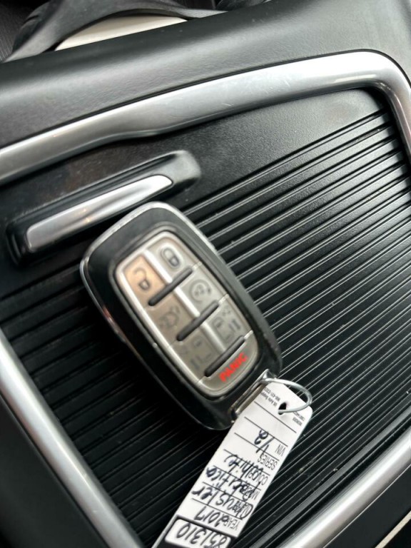2017 Chrysler Pacifica Image 34