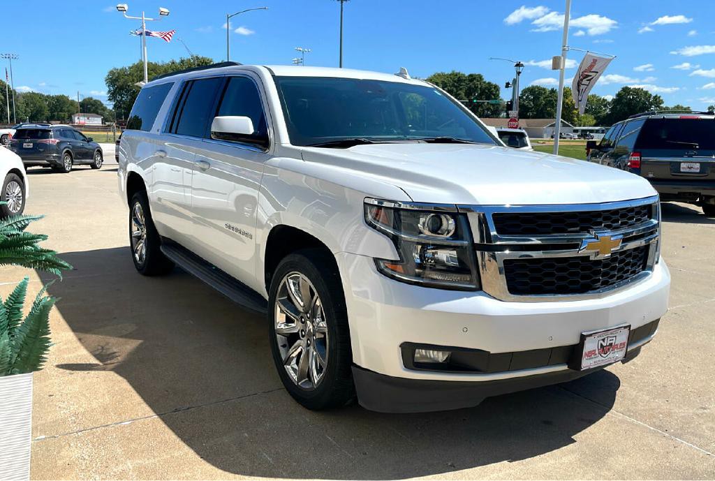 2020 Chevrolet Suburban Image 4
