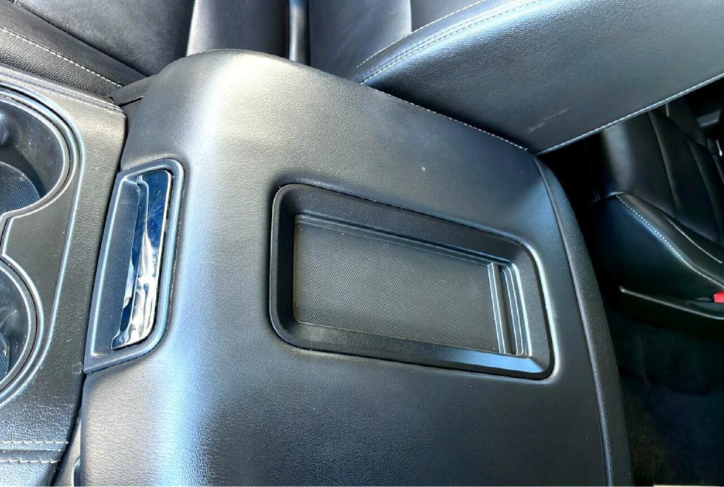 2020 Chevrolet Suburban Image 25