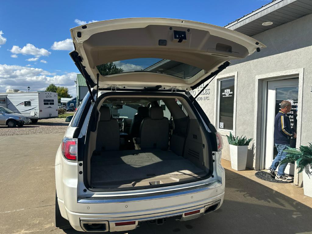 2015 GMC Acadia Image 4