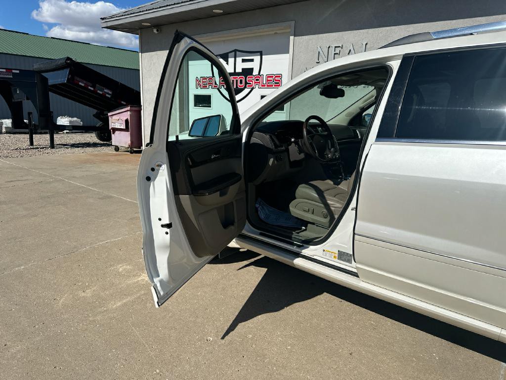 2015 GMC Acadia Image 10