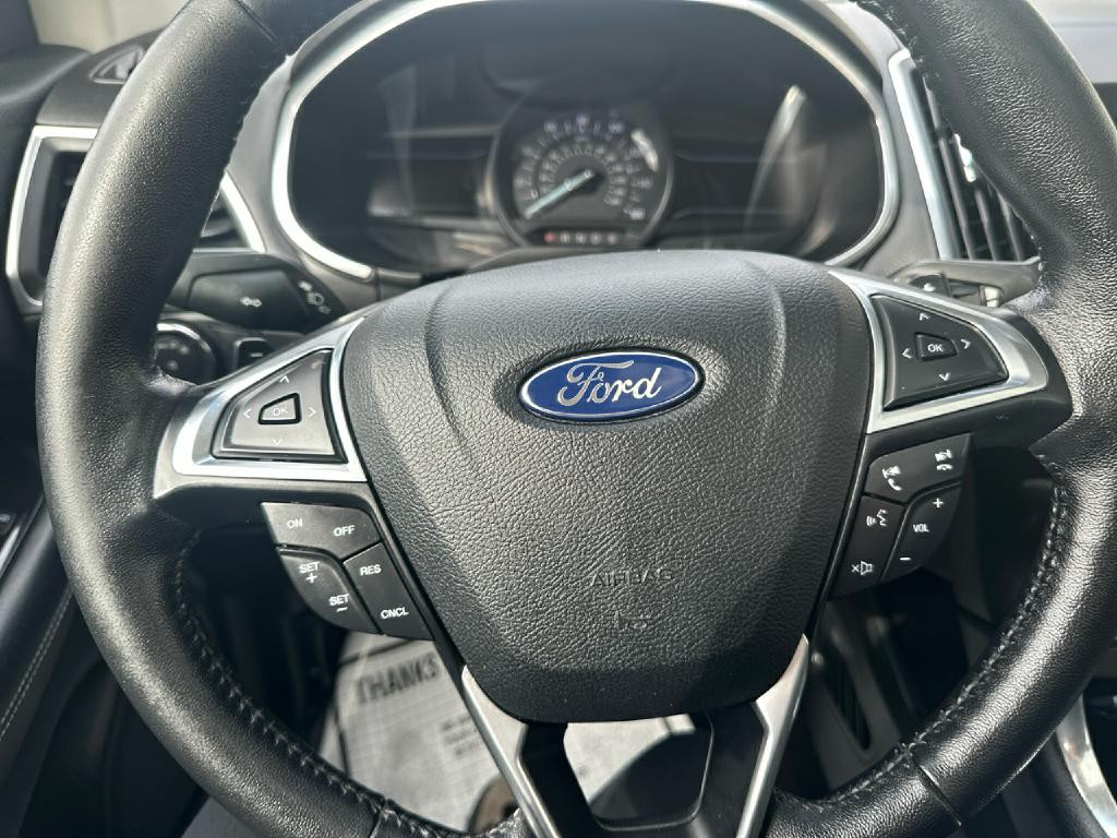 2016 Ford Edge Image 18