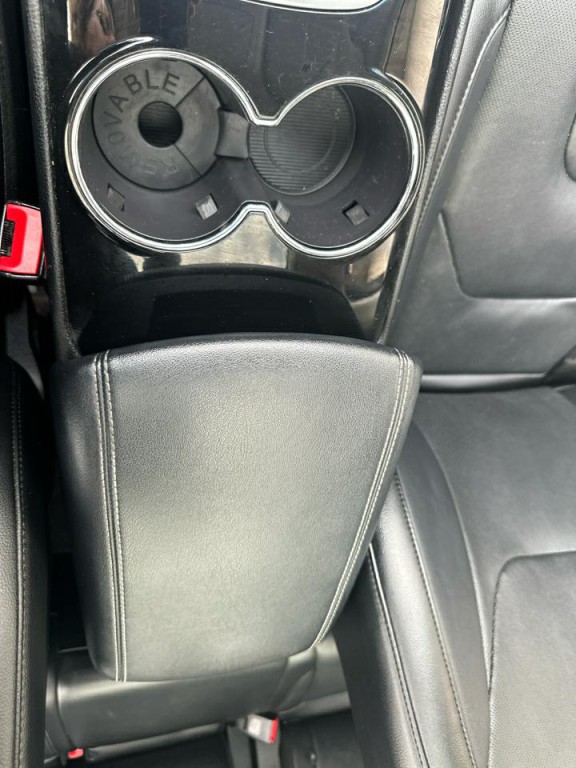 2016 Ford Edge Image 25