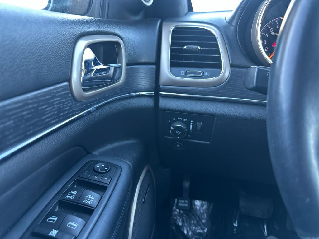 2015 Jeep Grand Cherokee Image 23