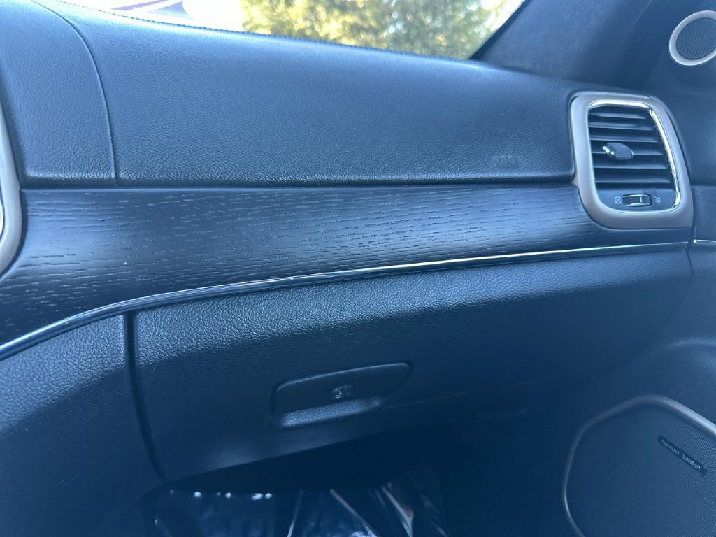 2015 Jeep Grand Cherokee Image 26