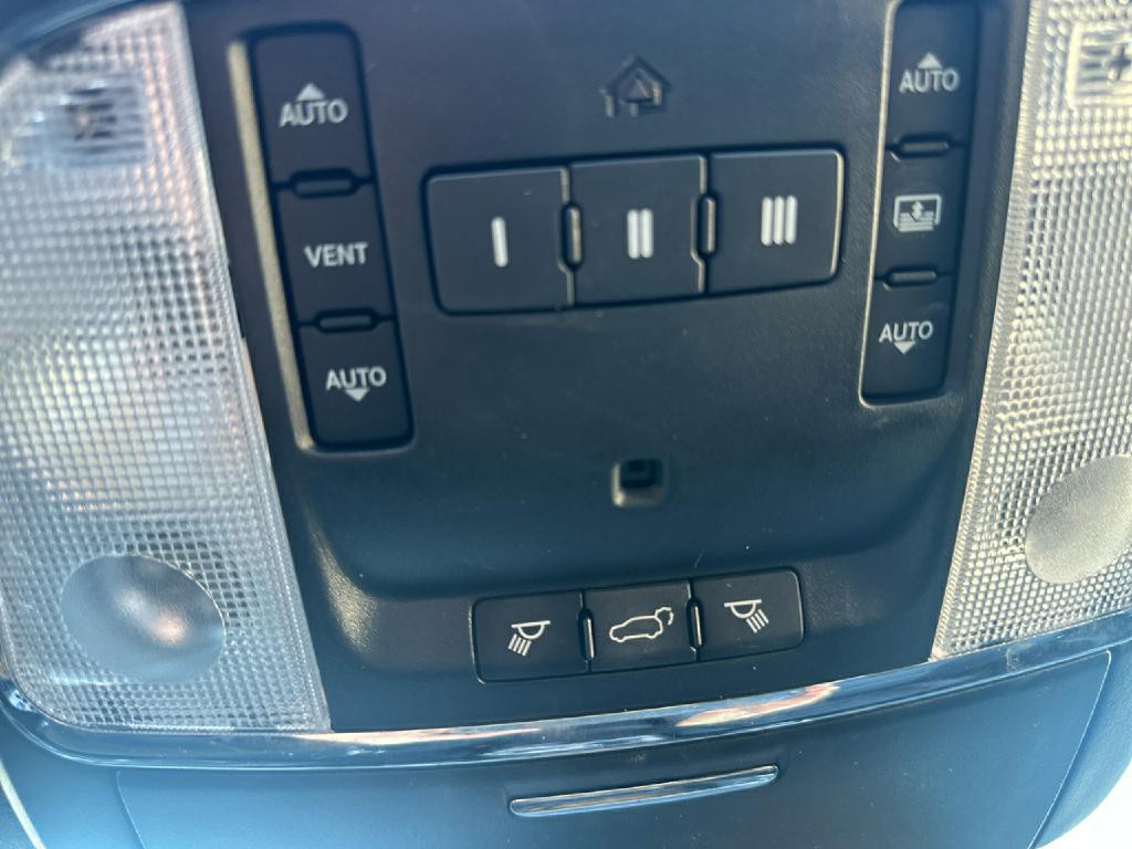 2015 Jeep Grand Cherokee Image 32