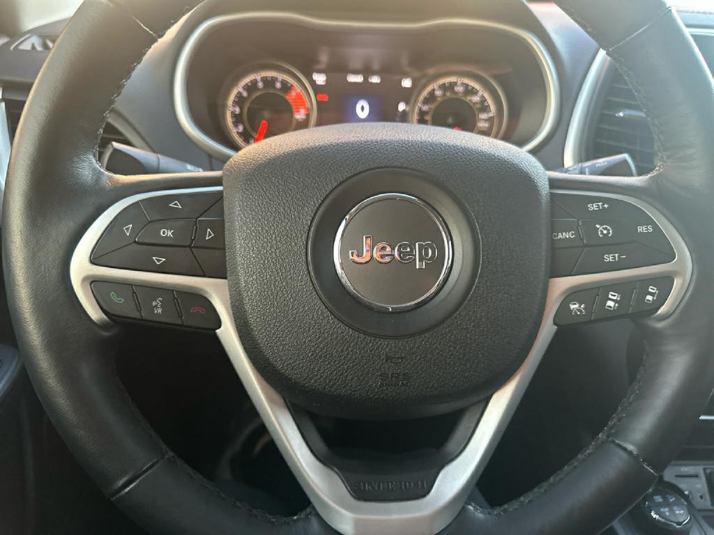 2016 Jeep Cherokee Image 18