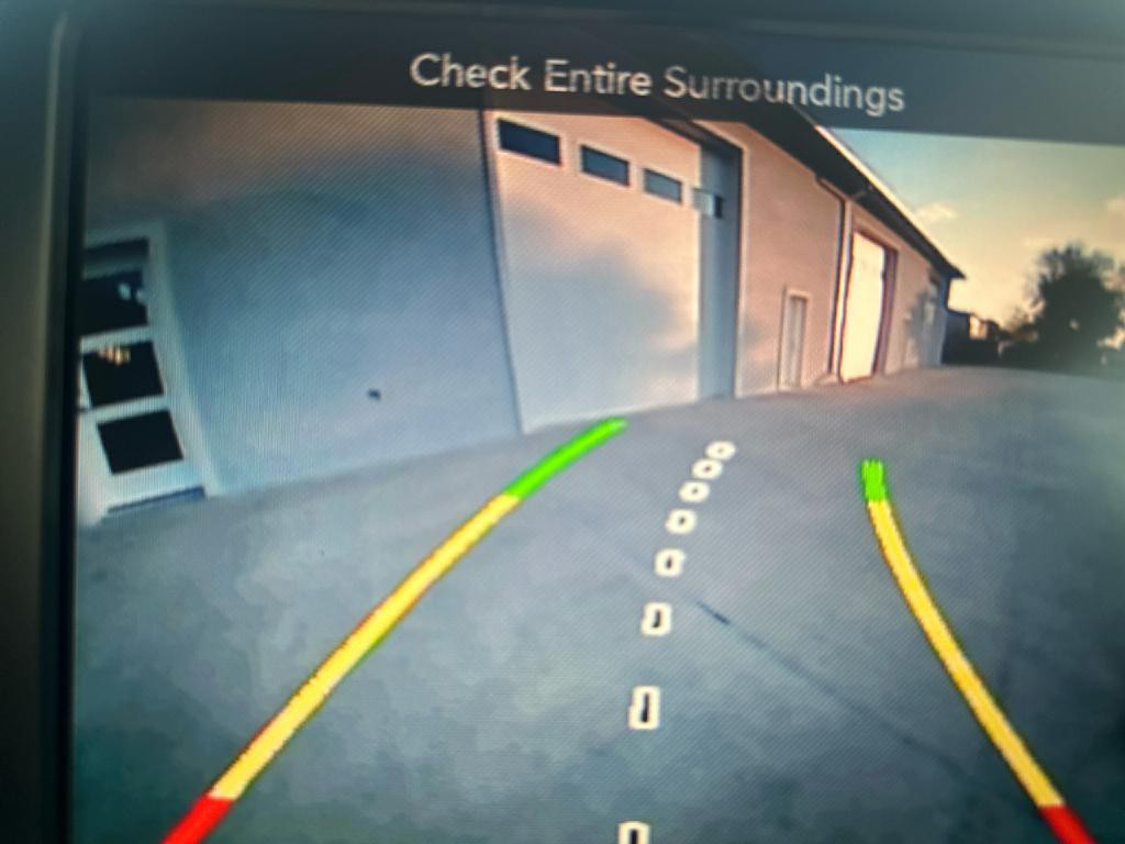 2016 Jeep Cherokee Image 22