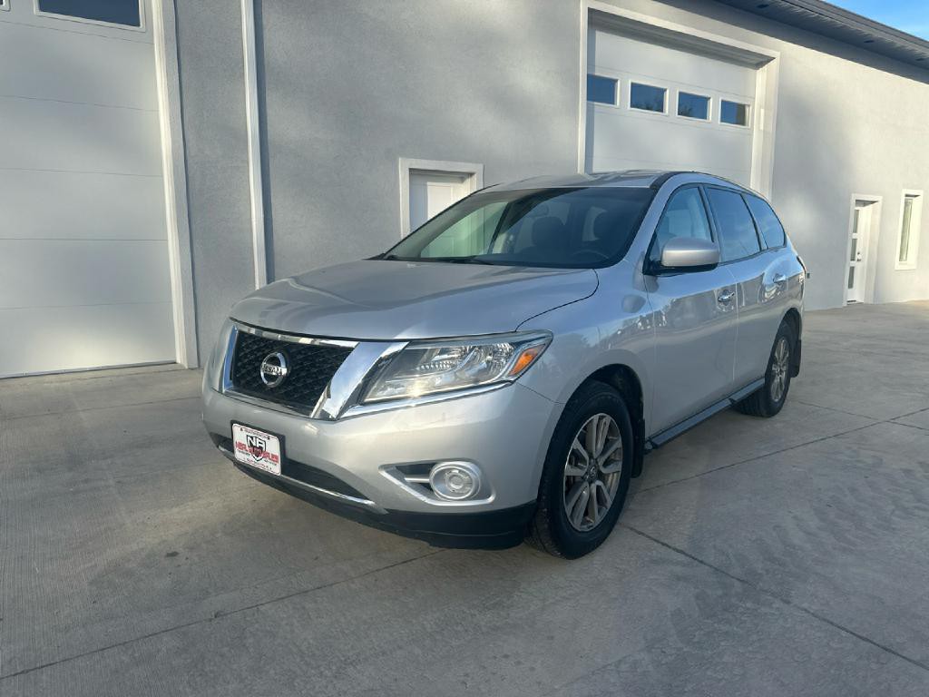 2014 Nissan Pathfinder Image 3