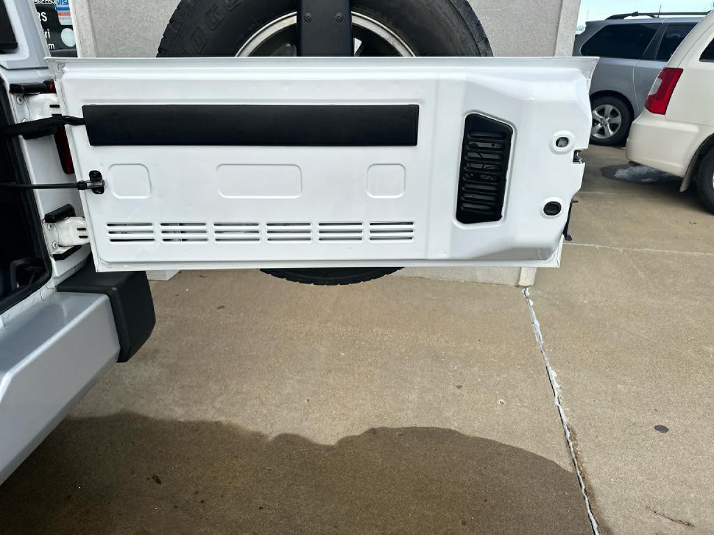 2015 Jeep Wrangler Unlimited Image 8