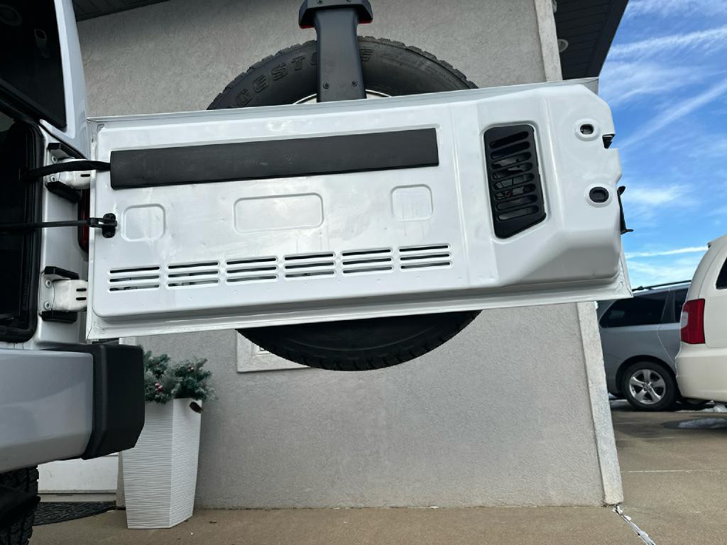 2015 Jeep Wrangler Unlimited Image 11