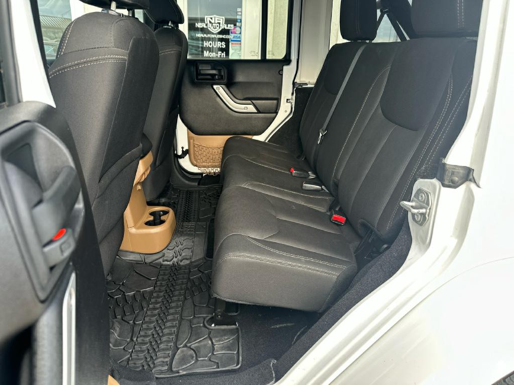 2015 Jeep Wrangler Unlimited Image 13