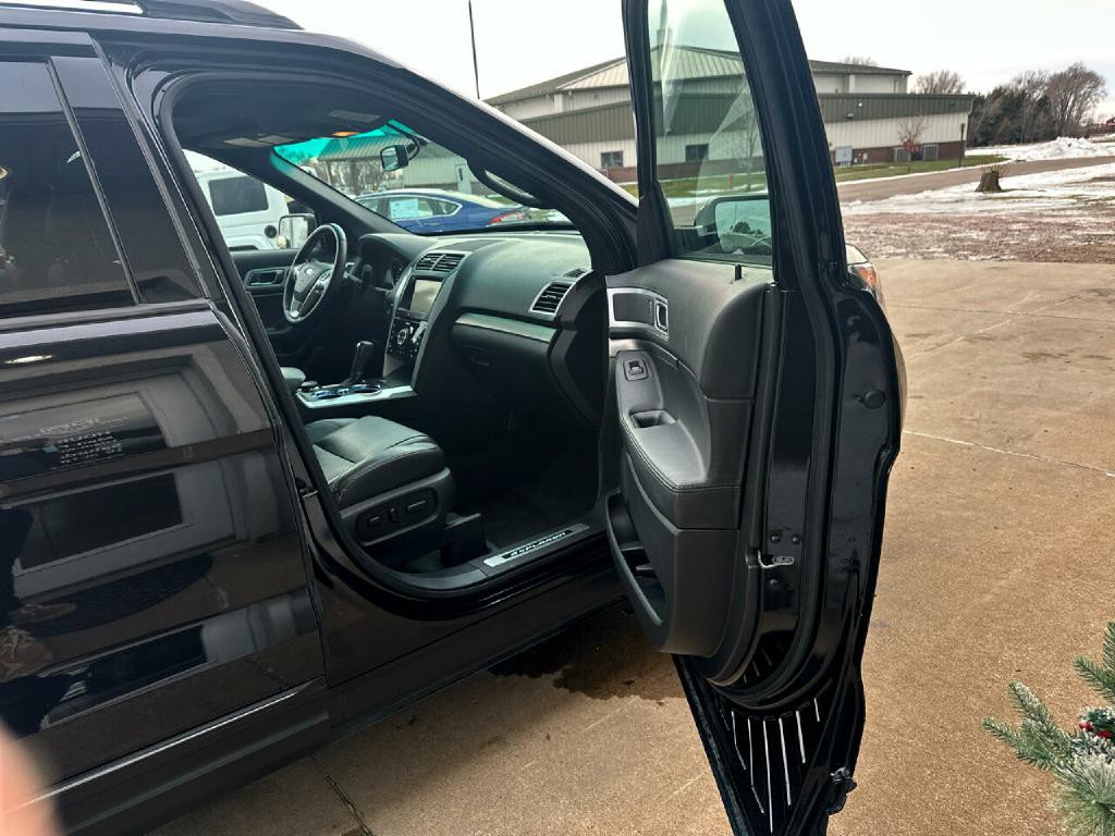 2015 Ford Explorer Image 13