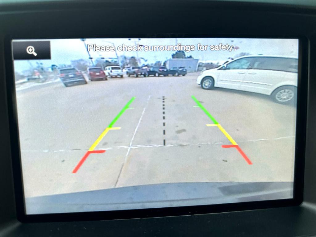 2015 Ford Explorer Image 22