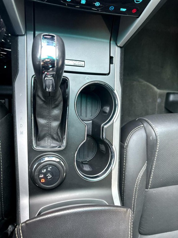 2015 Ford Explorer Image 24