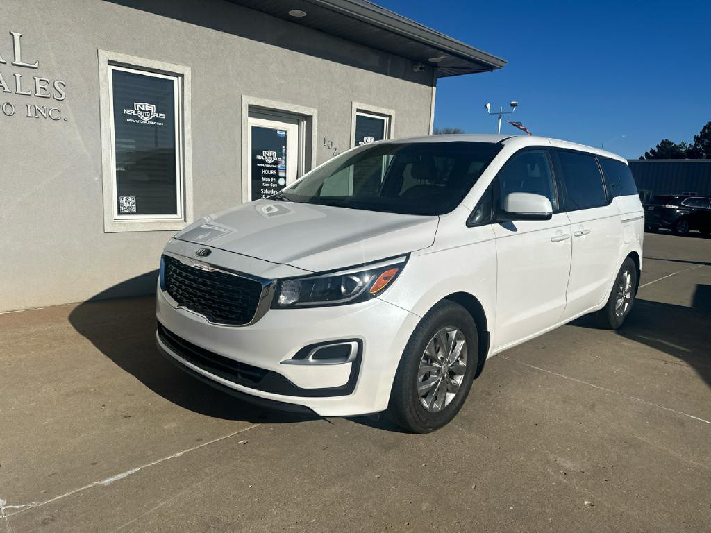 2020 Kia Sedona Image 2
